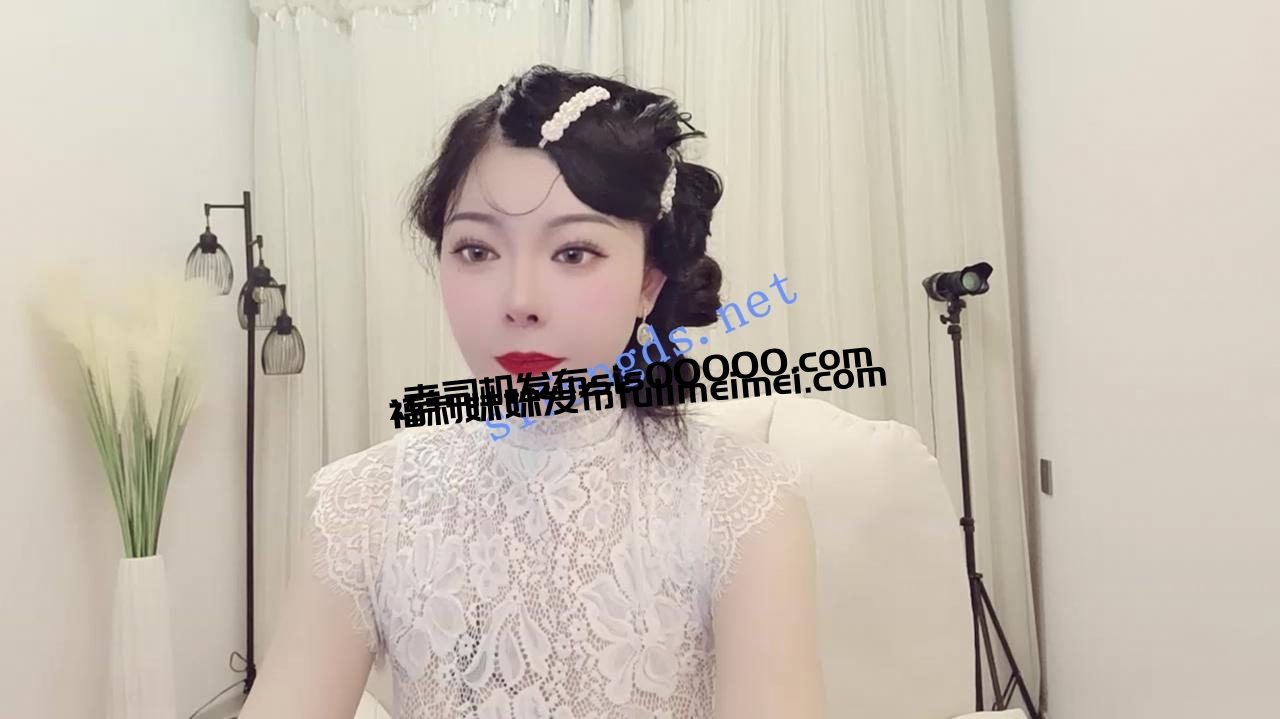 ❤❤❤ST专卖店【TT-tiantianaiziji】道具自插爆浆，屁股圆圆的 1