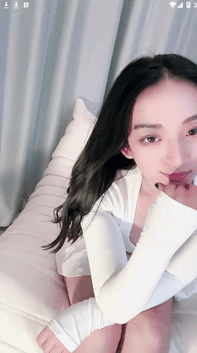 ██绿播女神，初下海！【你的猪来了】女神居然自慰喷了 2