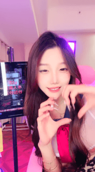 ♆【董小姐】 舞蹈女神~完全放飞~首次道具自慰~流白浆~! 1