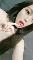 ♥️【骚气美术系学妹l】逼里塞跳蛋抽插高潮喷水特写口交 2