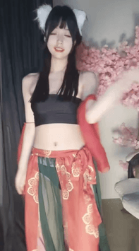 ♆♆【萝莉小羊】舞蹈系校花! 裸舞~道具自慰~害我狂撸~! 3