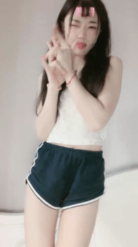 ♆【19岁妮羊羊】超清纯~双马尾学生妹~掰穴抠逼自慰~爽 ! 1