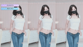 精品裸舞【5721004】穿裙子跳舞 露胸 皮肤白暂身材好 5