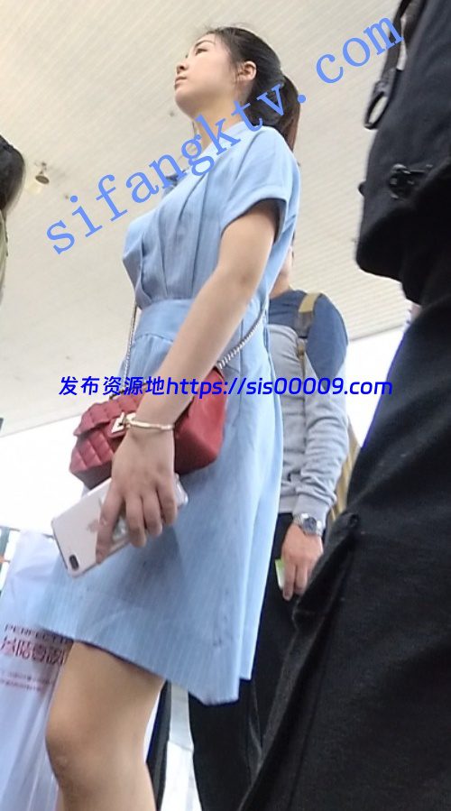 【CD抄底】vis系列13-超长时间抄底蓝裙美女灰色内裤鲍鱼明显 2