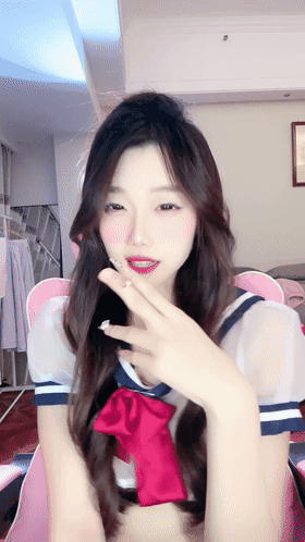 ⚫️万年等一回~【董小姐】尺度再次升级~热舞震跳蛋~沐浴3~ 1