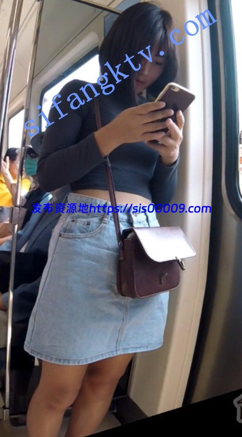 【首发极品CD】TW系列TW1235-牛仔裙短高颜值美女前后都抄底 2