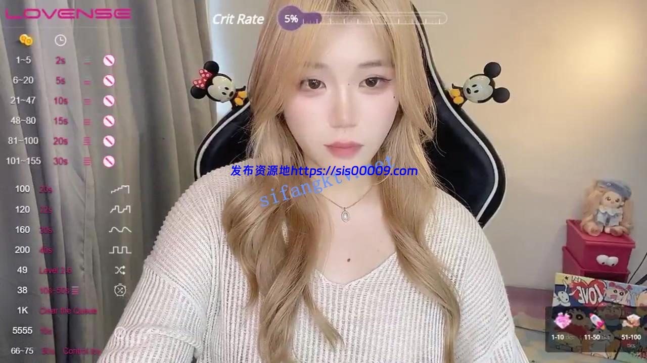 ❤❤❤超好看的21岁美女，【Kitty__18】M腿大黑牛自慰，喷水 1