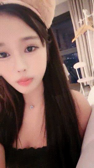 卧槽！兄弟们！网红级别女神回归~【小恩】啪啪狂操！过瘾~ 1