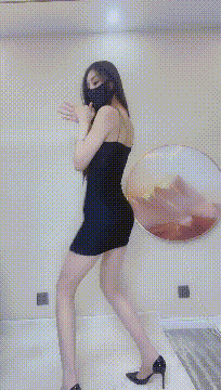 ❤️易直播顶级美腿【灵儿】丝袜高跟性感热舞！她太会了 2