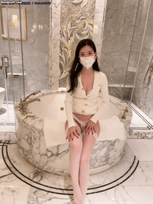 【微博 Chloe霏霏】高价定制 揉逼紫薇娇喘呻吟骚话刺激 很顶 6