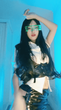 ♆【奈儿药药】性感女神！全裸骚舞~丝袜高跟脱衣舞掰B 1