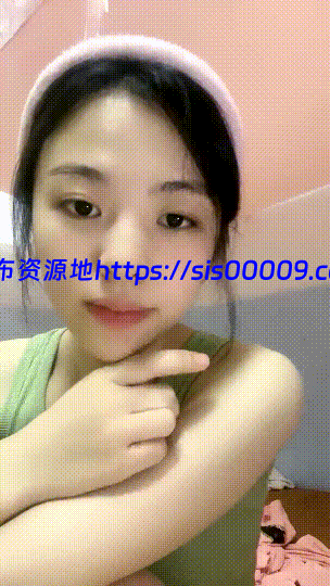 兄弟们！好纯好纯！清纯邻家女神~【小白甜妹】扣穴自慰~爽 1