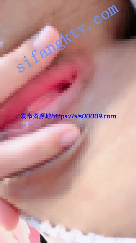 【小粉芝芝黛】极品嫩妹  大奶粉穴  道具自慰 扣穴特写 11