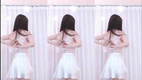 重磅裸舞·专业级别【徐贤怡②】粉嫩年轻身材好 超精彩合集 3