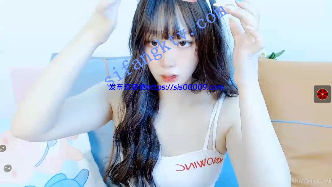 ❤❤❤异次元美少女【S-Selinna】银白色头发，自慰器大秀 2