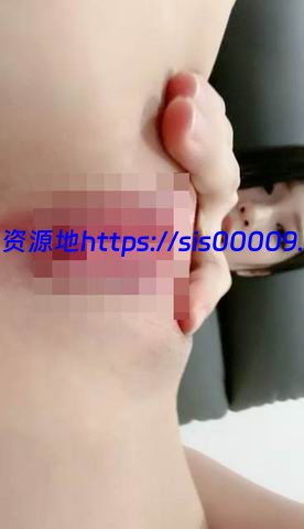 颜值极品女神近期下海性感尤物包臀裙吊带网袜扭腰摆臀 14