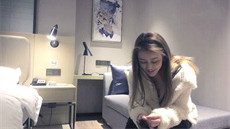 ♋♋新人登场！【小妖精】这么尤物的无毛软妹子~炮击白浆 12