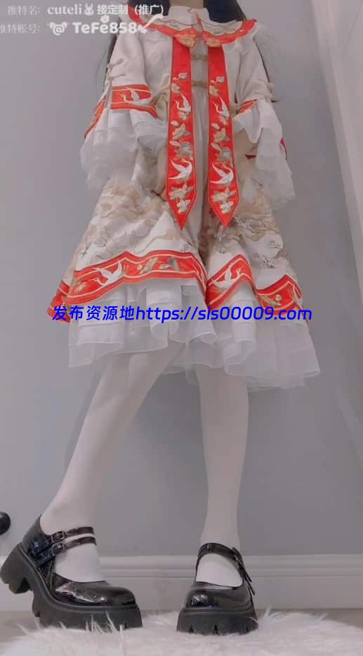 cuteli 红白洛丽塔 1v900m 1