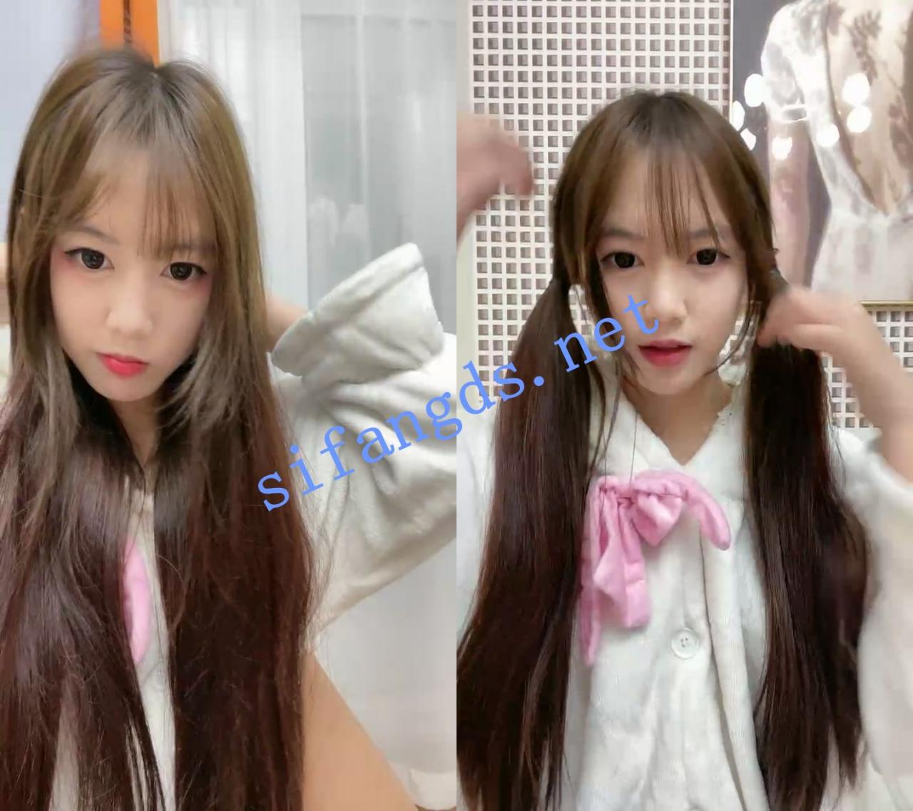 ██极品萝莉！极品校花！【乐乐】兼职下海，收费房大秀 1