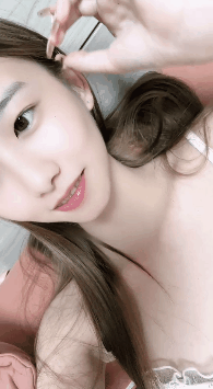 【广州学妹】首次道具自慰!手插进骚穴!呻吟!全裸放飞自我 3