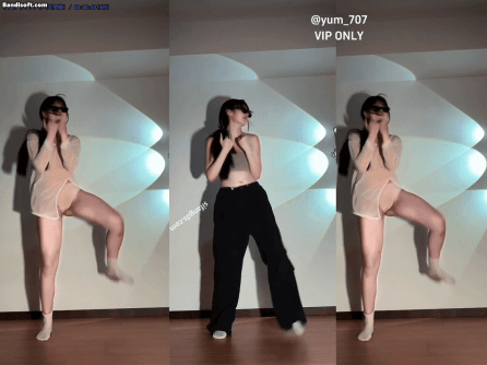 【推特 yum_707/玉米】最新VIP专享 三屏裸舞 嫩逼 影子裸舞 7