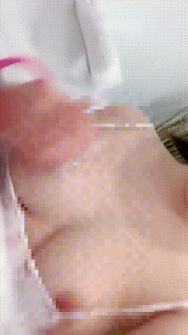 极品粉嫩宝贝【糖果女神】首秀道具一线天粉穴粉乳 10