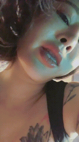 ❤️魅惑欲女【煕煕】丝足高跟骑脸骚舞口水温柔语调撸爆 2