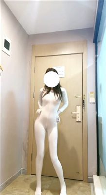 推特萝莉嫩妹 优米 裸舞自摸幸福啪啪 JK小蛋糕大合集 12