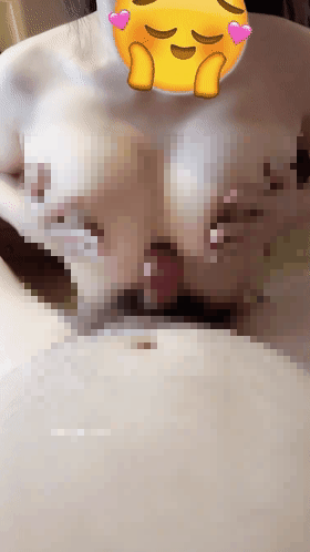 【重磅】顶级淫妻【三岁小宝宝】最新付费视频 极品小人妻 3