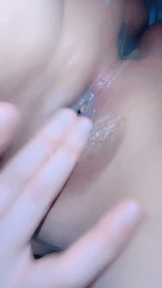 ♈新人【小熊软糖】酥胸肥臀~高清特写潮喷~运镜很到位~爽 1