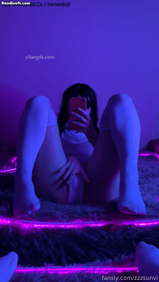 【足控 极品萝莉 zzzsunvi】上下粉嫩 极品美腿 紫薇视图合集 3 【足控 极品萝莉 zzzsunvi】上下粉嫩 极品美腿 紫薇视图合集 3