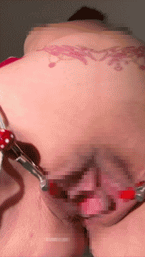 ❤️推特白虎双马尾萝莉❤️婉婉 超大尺度掰穴裸舞合集 5