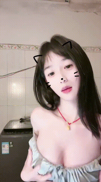 ✅抖音 77 40万粉 瘦底大波顶级 私拍真空抖胸舞+露点自慰 6