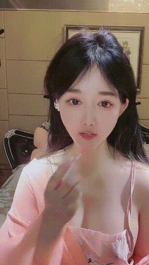 新人！撸管推荐！女神好漂亮~【小宝儿】自慰！淫水喷不停~ 1