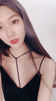 ♆♆【健身宝贝】175模特身材! 牛仔包屁蜜桃臀~道具~流白浆! 1