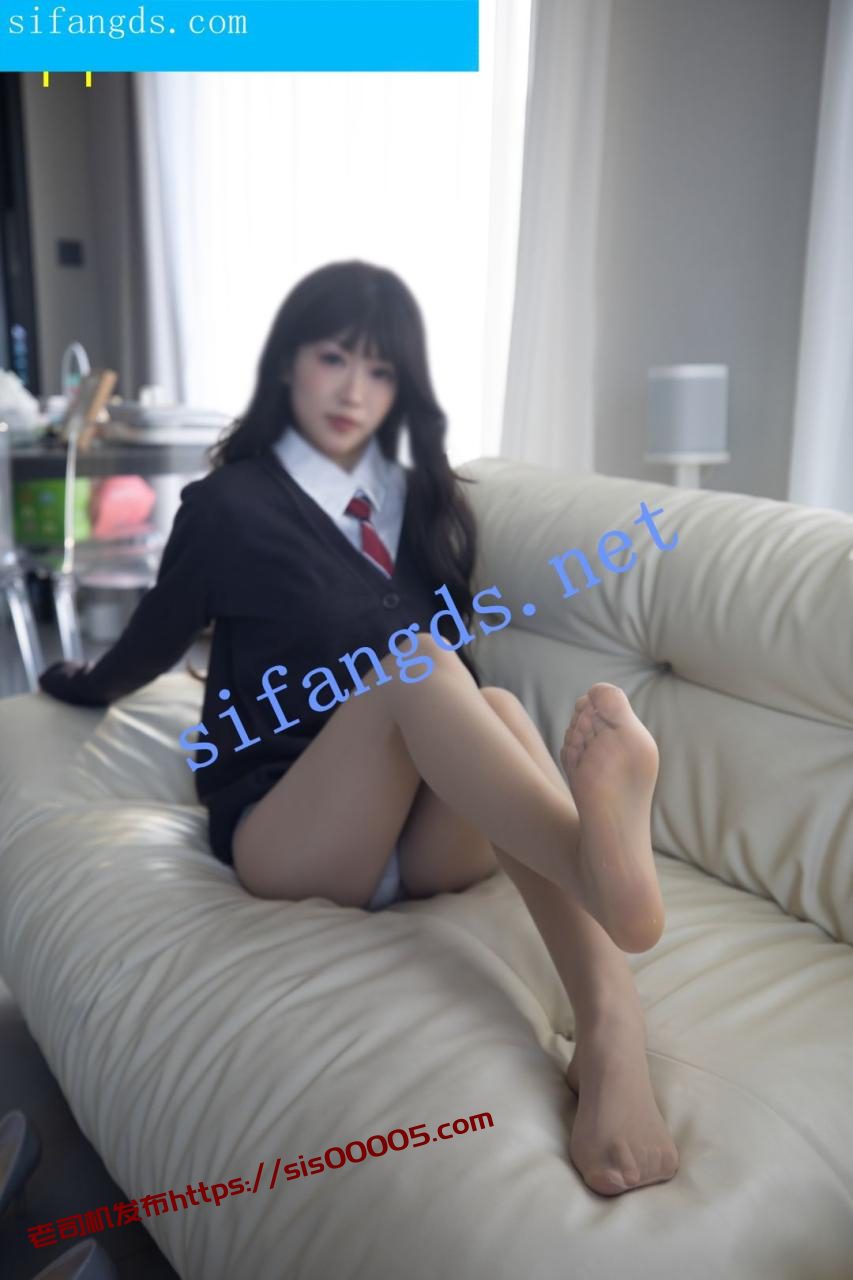 ஐ梦丝ஐ内部众筹 颜值美少女 无内丝袜 足控福利 四人合集 9