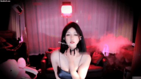 【CC 雅恩北北】性感丁字内 皮裤 揉奶巨乳 尺度骚舞 6 【CC 雅恩北北】性感丁字内 皮裤 揉奶巨乳 尺度骚舞 6