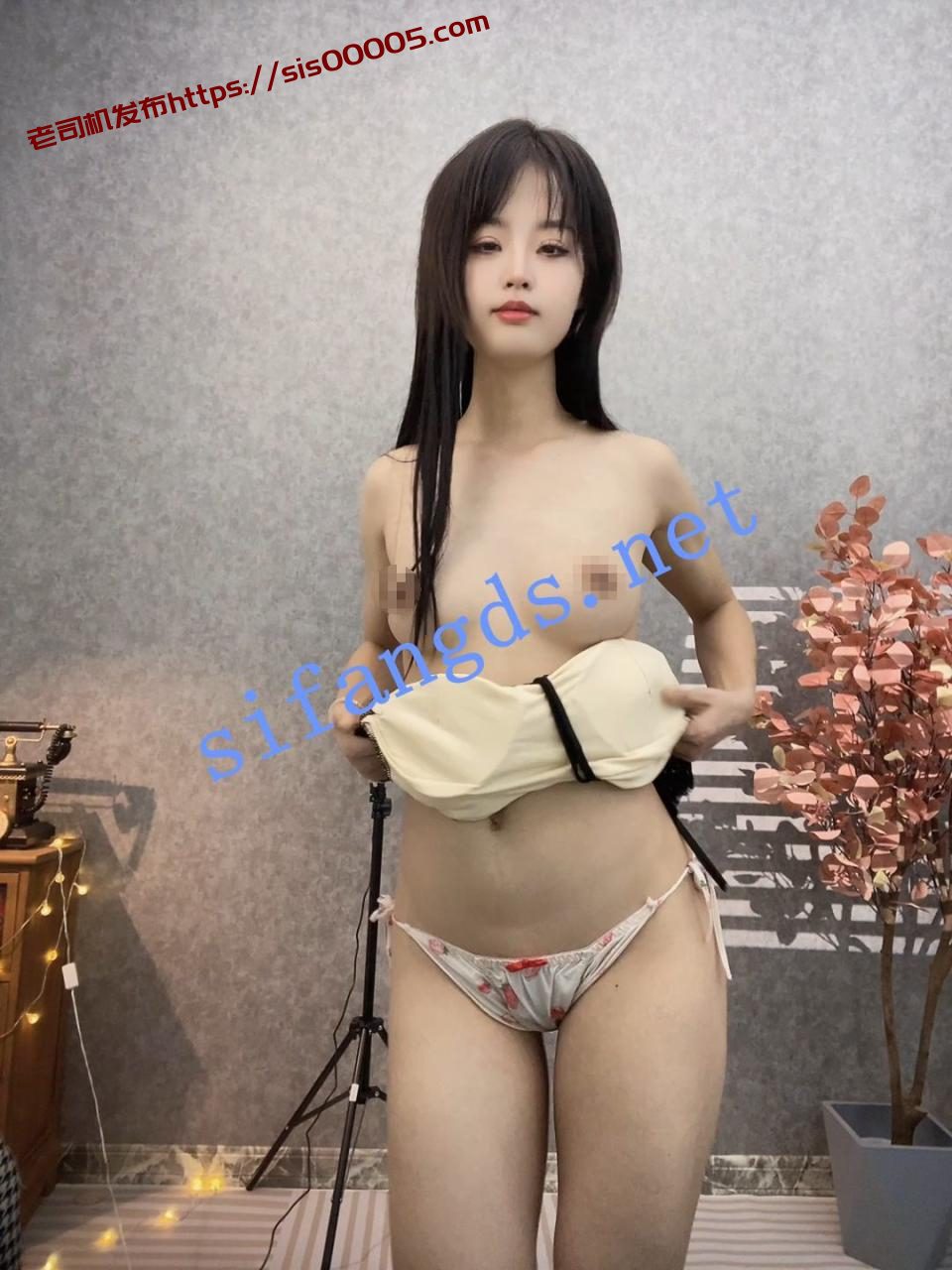 ✅CC 毛可爱 高颜极品身材 露脸露3点 全裸裸舞脱衣舞 2