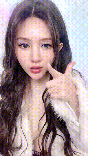 ⚜️新人顶级女神~好漂亮【没男人不行】道具自慰~着实迷人 1