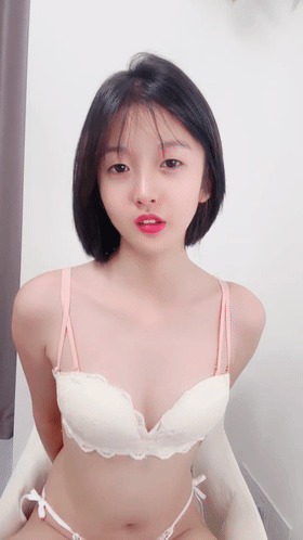 绝世女神~千年出一个~【新人源源】80岁老头看了都硬了 3