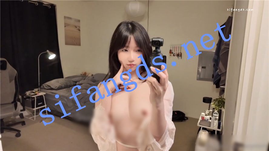 鉴凰师推荐OF福利美女 aryminh 诱惑展示大屌男友疯狂插入 9