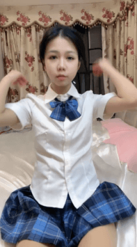 ♆【19岁小女友】反差小女孩! 调教啪啪~炮击~道具~狂喷水~! 1