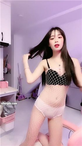 快手185W粉主播 猫千千（糯米）内衣骚舞扣穴呲水 高价福利 18