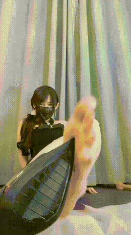 ❤️顶级美脚【捷西】裸足足交鞋交口水酸奶踩踏语调榨精 1