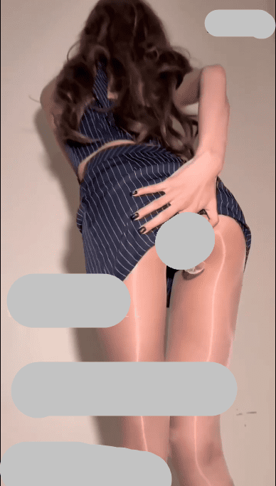 猫猫碎冰冰 开裆肉丝，白色长筒靴，格子包臀裙礼服，长发披肩，被侮辱调教抽插 1V501M 1