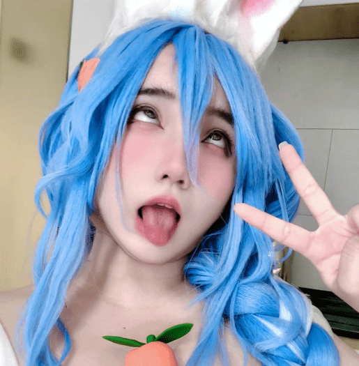 【nyanchan2k3】cos佩可拉妈妈自慰潮吹 1