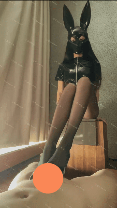 【新】推特女S@zichendadas-足交 鞋交 锁内射精【9V】【225MB百度云】 1