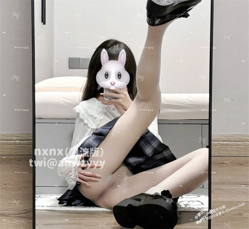 Nxnx@anwzyyy – [1314门槛] 10分钟 顶级Cos白虎萝莉 [177P7V-422MB] 持续更新中 百度云 11