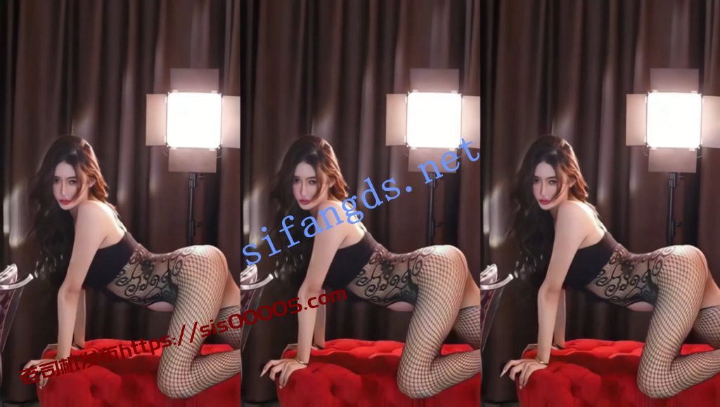 【虎牙】长腿兮兮！鱼网丁字抖臀特写定制（3V）首发【3V】【463M】 3