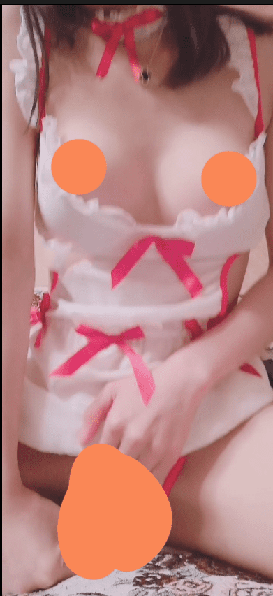 【新】白砂糖(茜茜)-新作 10分钟 Cos女仆自慰【2V】【598MB百度云】 4